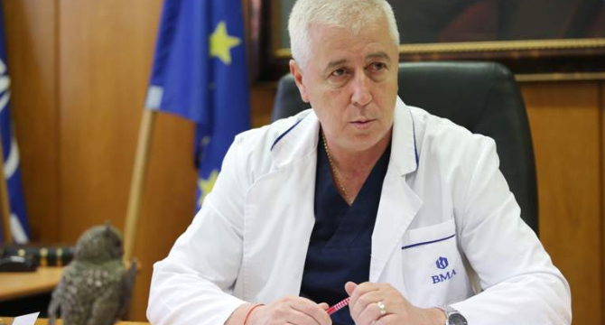 Ген. Николай Петров седна отново на стола на здравния министър 